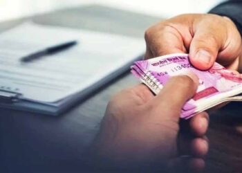 Bihar vigilance bureau arrests two officials in bribery trap operations