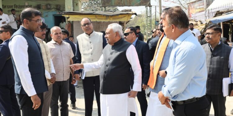 CM Nitish Kumar inspected the electric crematorium at Bans Ghat