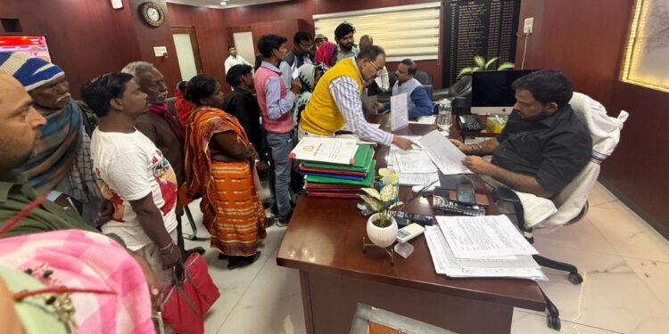 Patna civic body hears 32 complaints at public hearing, officials told to ensure swift action