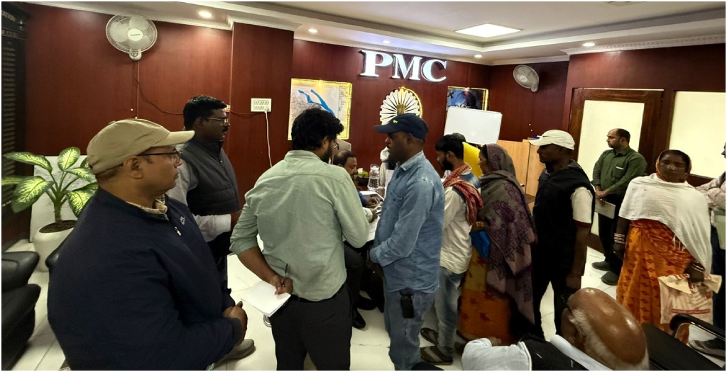 Patna Municipal Corporation Hears Citizens Issues and Promises Quick Solutions