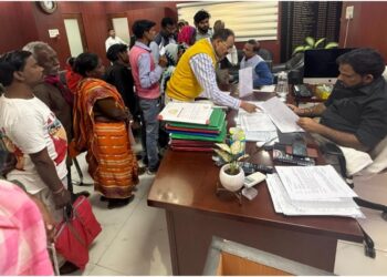 Patna Municipal Corporation Hears Citizens Issues and Promises Quick Solutions