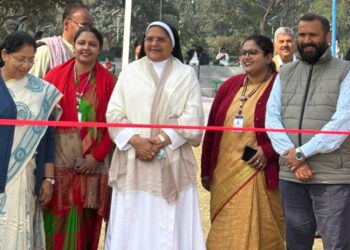 Marketing students gain hands-on industry experience at two-day sales workshop