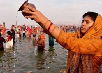 Maghi Purnima Brings Hope as Devotees Gather for Holy Bath in Rare Auspicious Yoga
