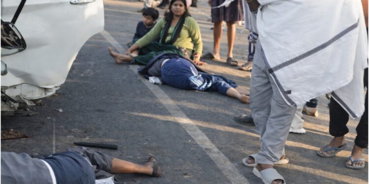 Bihar Family’s Mahashivratri Trip Turns Tragic as Car Crash in Jehanabad Kills Two