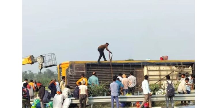 lucknow bus accident