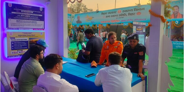 Bihar Diwas: Energy Department Stall Engages Nearly 600 Visitors, Showcases Renewable and Digital Initiatives