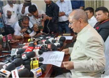 Bihar Deputy CM Vijay Kumar Sinha Warns Striking Revenue Officials of Job Termination if Protest Continues