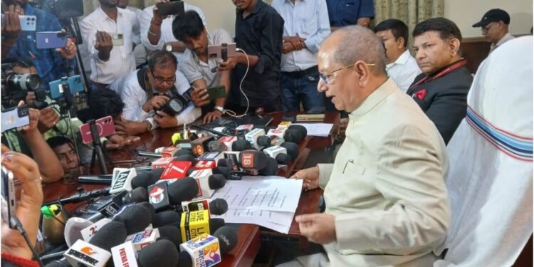 Bihar Deputy CM Vijay Kumar Sinha Warns Striking Revenue Officials of Job Termination if Protest Continues