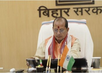 Deputy CM Vijay Kumar Sinha Issues Time-Bound Directives to Resolve Waterlogging, Assigns Additional Charges to Two Officers