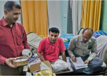 Bihar Deputy Commissioner’s Premises Raided as SVU Team Scrutinises Documents