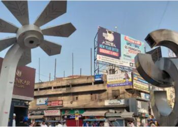 Patna’s Boring Road Crossing Transformed with Solar Palm Tree, Cobra Fountain and Green Wall