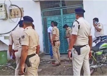 Patna Police Bust Major Illegal Lottery Racket Operating from Printing Press, 18 Arrested