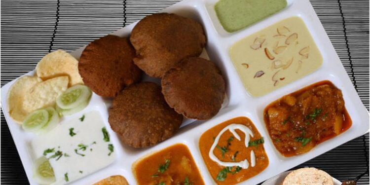 Pure ‘Sattvic’ Meals Without Garlic or Onion to Be Served at Patna Junction and on Trains During Navratri