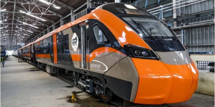 Vande Bharat Express Attacked in Muzaffarpur, Window Shattered as Police Review CCTV