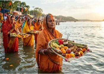 Chaiti Chhath Puja 2026 Begins 36-Hour Waterless Fast After Kharna as Evening Arghya to Be Offered Today