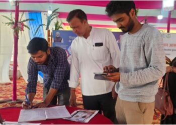 Crowds Gather at IPRD Pavilion’s Virtual Selfie Point as Over 300 Take Selfies on First Day