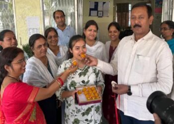 Bihar Board 12th Result Topper Mahi Kumari Credits Discipline And School Support For Success