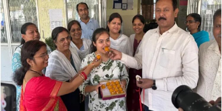 Bihar Board 12th Result Topper Mahi Kumari Credits Discipline And School Support For Success