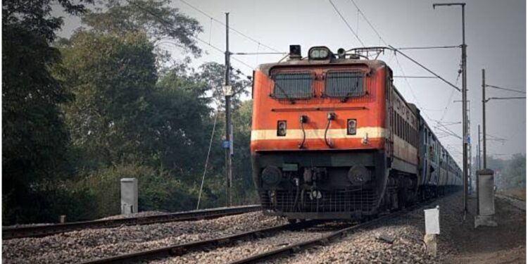 Gaya Junction Redevelopment Alters Routes of Rajgir–Banaras Trains; Women Loco Pilots to Run Patna–Islampur Service on Women’s Day