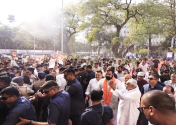 ‘Samrat Go Back’ Slogans Greet Nitish Kumar At Patna University, Trigger Uproar