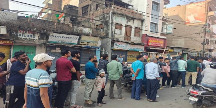 Long Queues At Patna Meat Shops on Holi Despite Bird Flu Concerns