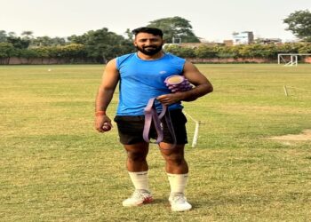 Bihar Fast Bowler Pankaj Tiwari Joins Royal Challengers Bangalore As Net Bowler