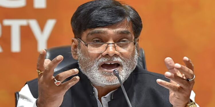 Bihar Tightens Fertiliser Supply Monitoring Amid West Asia Tensions Warns Of Strict Action On Black Marketing