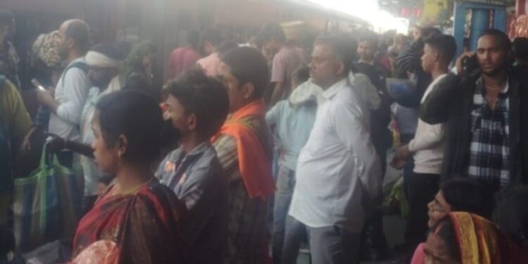 Post-Holi rush leaves Delhi-bound trains packed as Bihar transport corporation runs additional buses