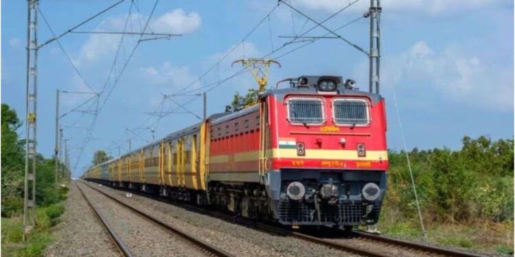 New Weekly Anand Vihar–Purulia Express to Boost Rail Connectivity for Bihar and Jharkhand Passengers