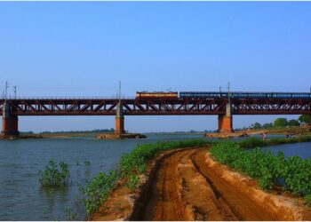 Bihar Set to Get India’s Second Four-Lane Rail Bridge in Koilwar, Boosting Capacity with Three Trains at Once
