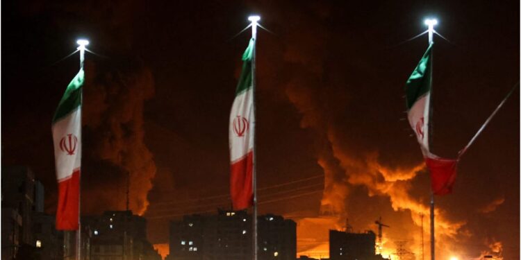 Bihar Government Issues Helpline Numbers and Appoints Nodal Officers for Workers Stranded in the Middle East