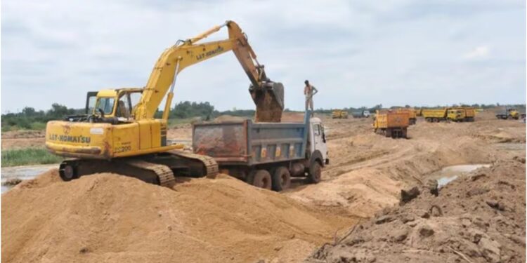 Bihar Government Pauses Sand Ghat Auctions Amid Clearance Delays, Moves to Fast-Track Process