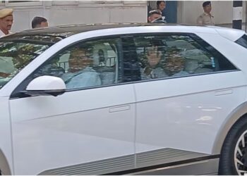 Nitish Kumar Set to Resign as NDA Prepares to Finalise Chief Minister; Leaves House with Both Deputy CM in Same Car