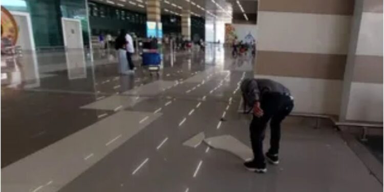 Tiles Fall at Patna Airport’s New Terminal, Triggering Chaos in Arrivals Area; Former Minister’s Son Narrowly Escapes