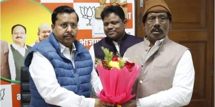 Bhagalpur Shootout: Who is Murder Accused Ramdhani Yadav? Viral Photo with Nitin Nabin; Wife Contested Election on LJP Ticket