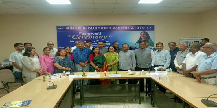 SIDBI General Manager Anubha Prasad Felicitated At Farewell Event In Patna