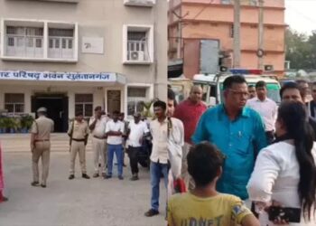 Officer Shot Dead Inside Bhagalpur Office As Gunmen Storm Municipal Council; Chairman Critically Injured In Head