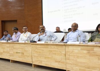 Bihar Govt Reviews Grievance System, Pushes For Faster Complaint Resolution