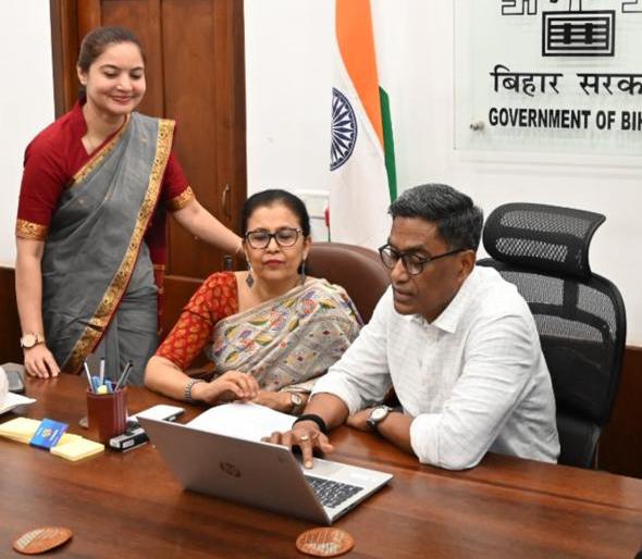 Bihar Begins Digital Census Drive As Top Dignitaries Lead Self-Enumeration Push