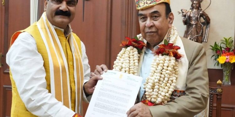 Gopal Ji Thakur meets governor