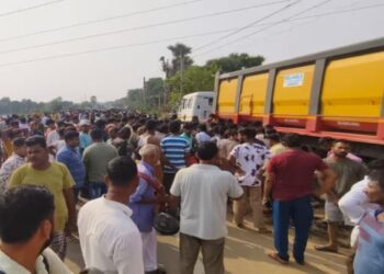 Three Killed After Speeding Car Crashes Into Garage In Munger