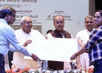 Nitish Kumar Hands Over Appointment Letters To 4,954 ANMs Ahead Of Delhi Visit For Rajya Sabha Role
