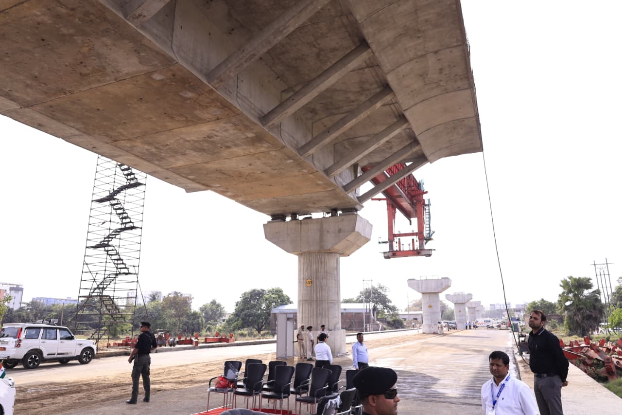 Bihar CM Nitish Kumar Reviews Danapur–Bihta Elevated Corridor, Inspects Bihta Airport Works