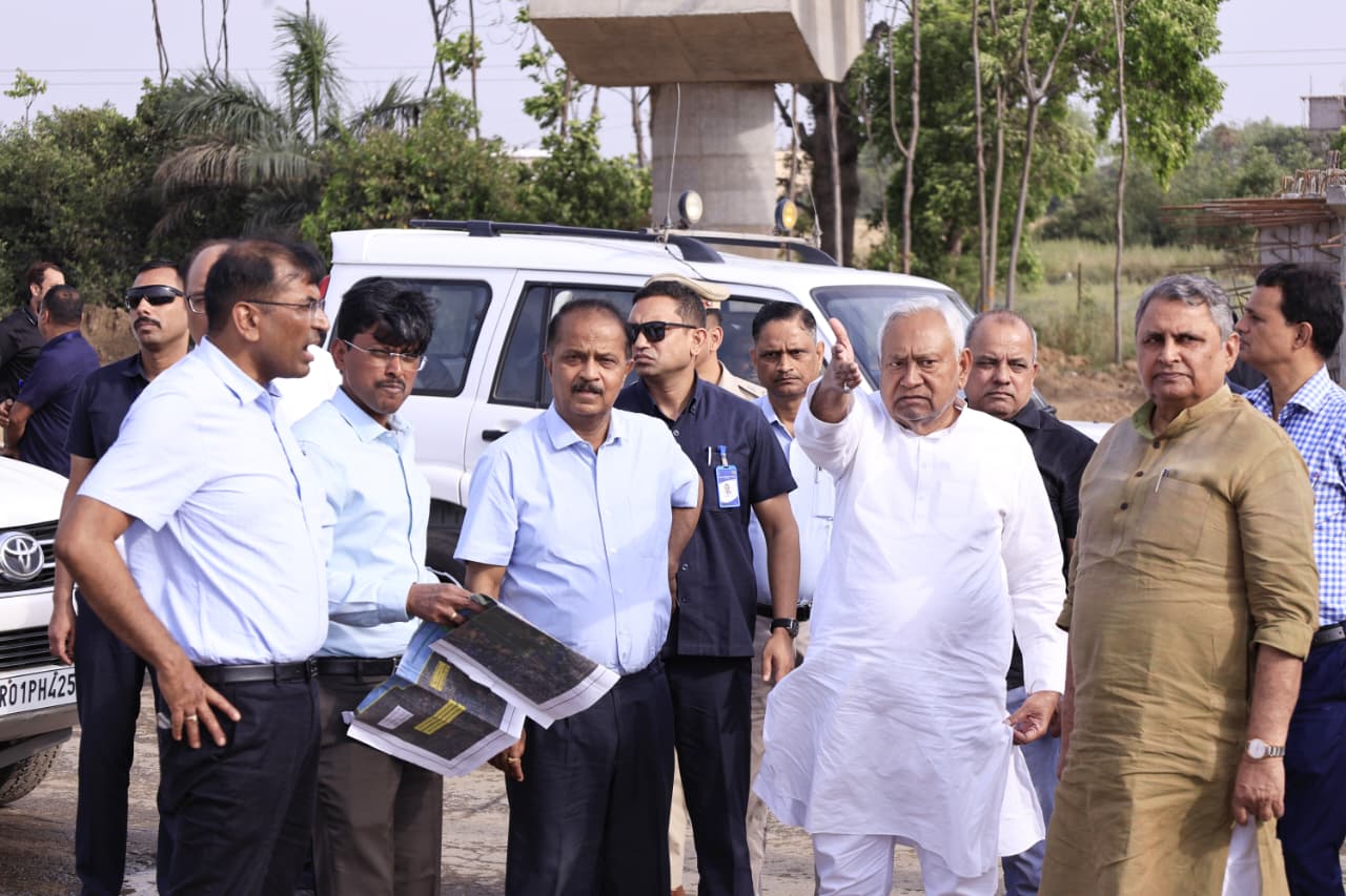 Bihar CM Nitish Kumar Reviews Danapur–Bihta Elevated Corridor, Inspects Bihta Airport Works