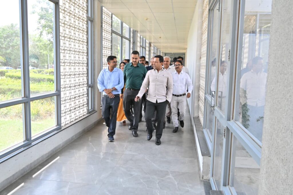 Industries Secretary Kundan Kumar Visits IIT Patna, FDDI and Hero Cycles Unit to Boost Bihar’s Innovation and Industrial Growth