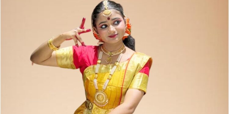 Bihar’s Young Bharatanatyam Talent Trisha Bhattacharya Wins National Scholarship, Brings Pride to State