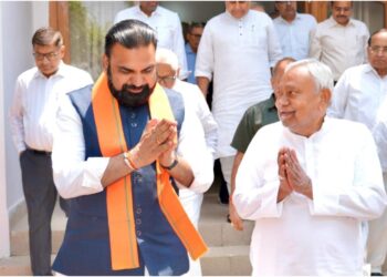 Cabinet Expansion Buzz in Bihar: Samrat Choudhary Meets Nitish Kumar at 7 Circular Road