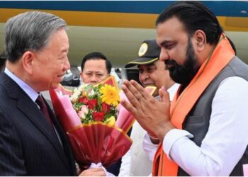 Vietnam’s President To Lam Visits Bodh Gaya, Offering Prayers at Mahabodhi Temple to Strengthen Cultural Ties with India