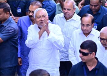Nitish Kumar Makes Surprise Visit to JD(U) Office; Sanjay Gandhi Says “Even We Were Unaware”