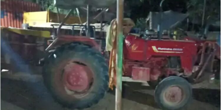Major Crackdown on Illegal Sand Trade: Four Sand-Laden Tractors Seized, One Smuggler Arrested